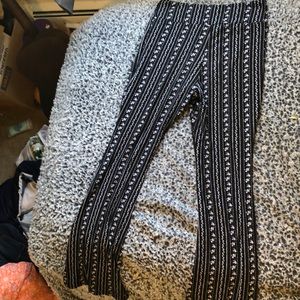 I’m selling tights they make your butt show